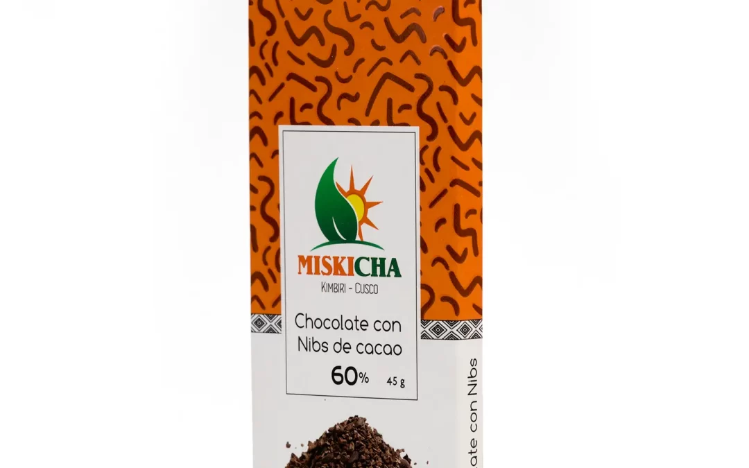 chocolate bitter con nibs 60%